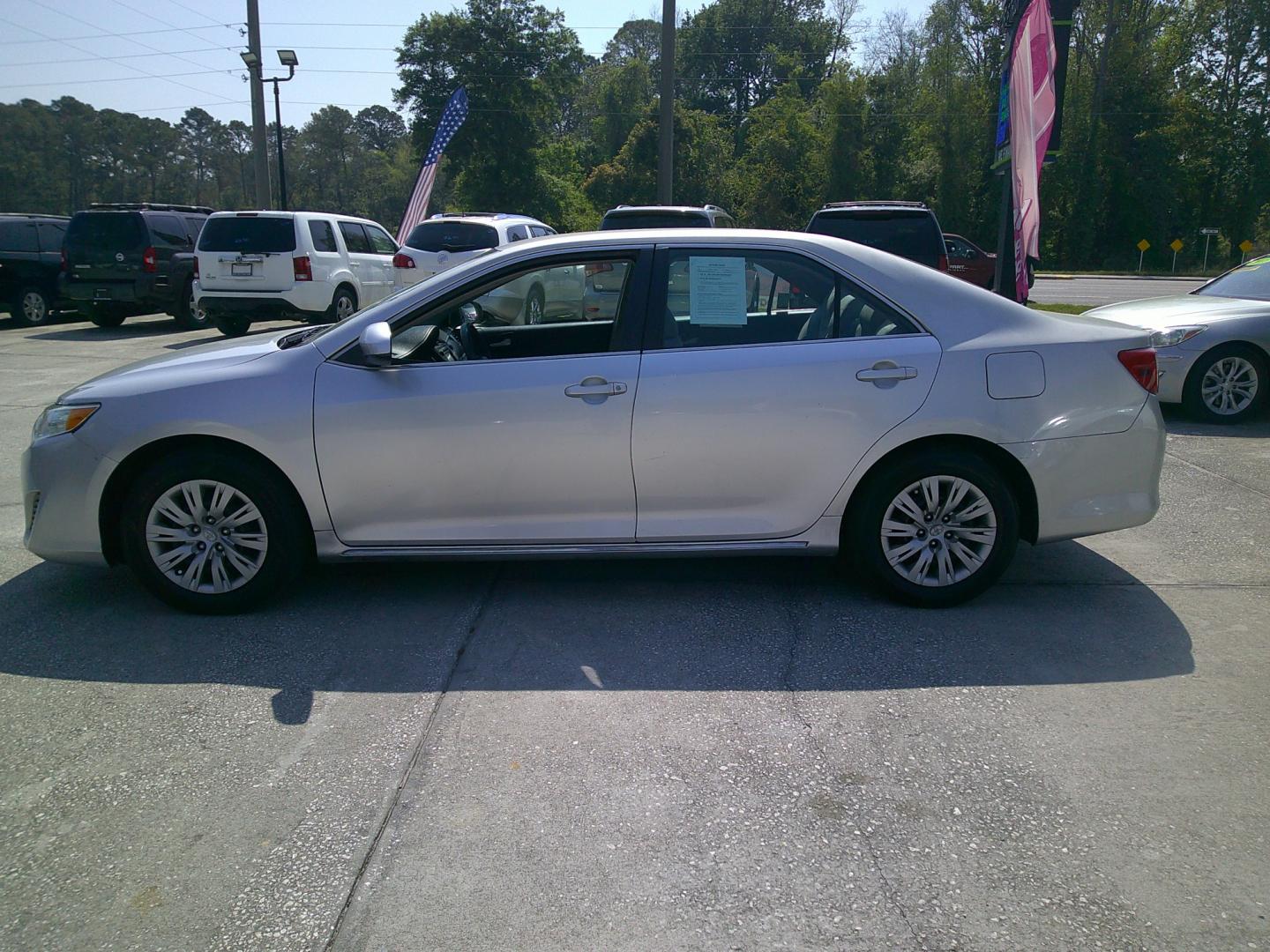 2012 SILER TOYOTA CAMRY SE; LE; XLE (4T4BF1FK7CR) , located at 390 Hansen Avenue, Orange Park, FL, 32065, (904) 276-7933, 30.130497, -81.787529 - Photo#4